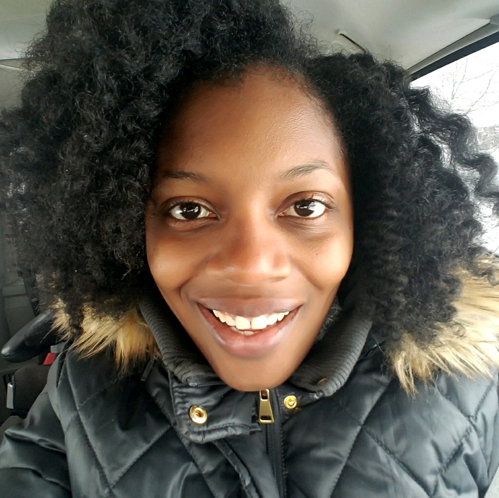 Meet your Posher, Lashana